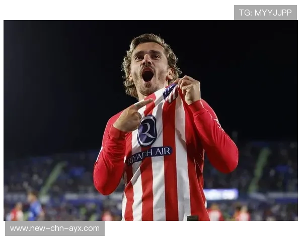 格列兹曼完成比赛转折瞬间