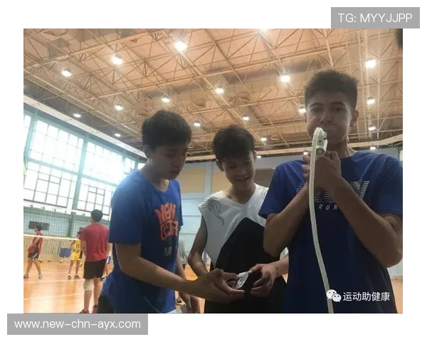 游泳队与体能研究所联合发布训练白皮书，体校游泳队
